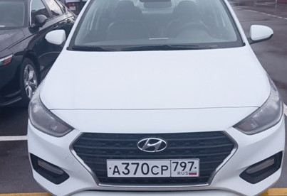 Аренда hyundai solaris эконом класса 2018 года в городе Москва Волгоградский проспект от 2240 руб./сутки, передний привод, двигатель: бензин, ОСАГО (Впишу в полис), без водителя, недорого, вид 2 - RentRide
