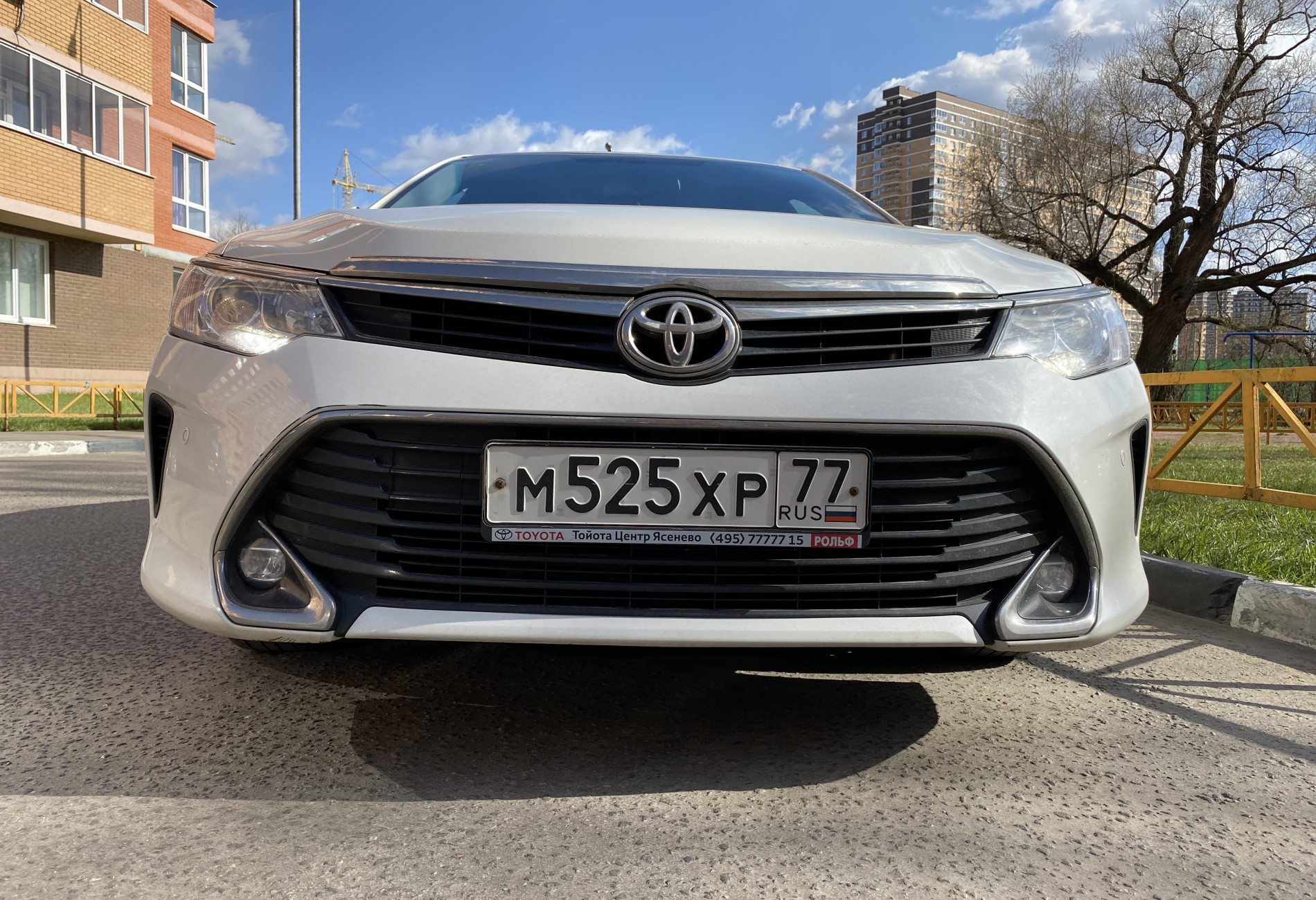 Toyota Camry седан 2018