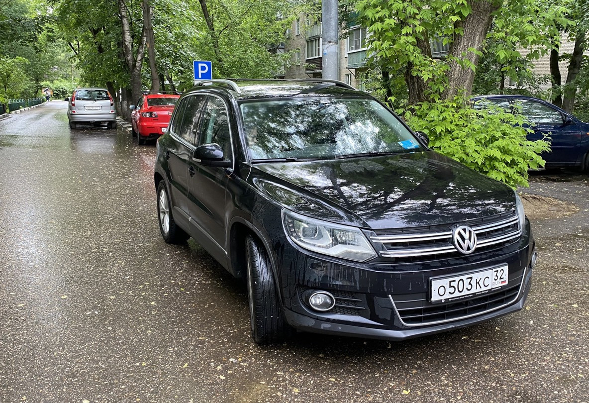 Volkswagen Tiguan кроссовер 2011