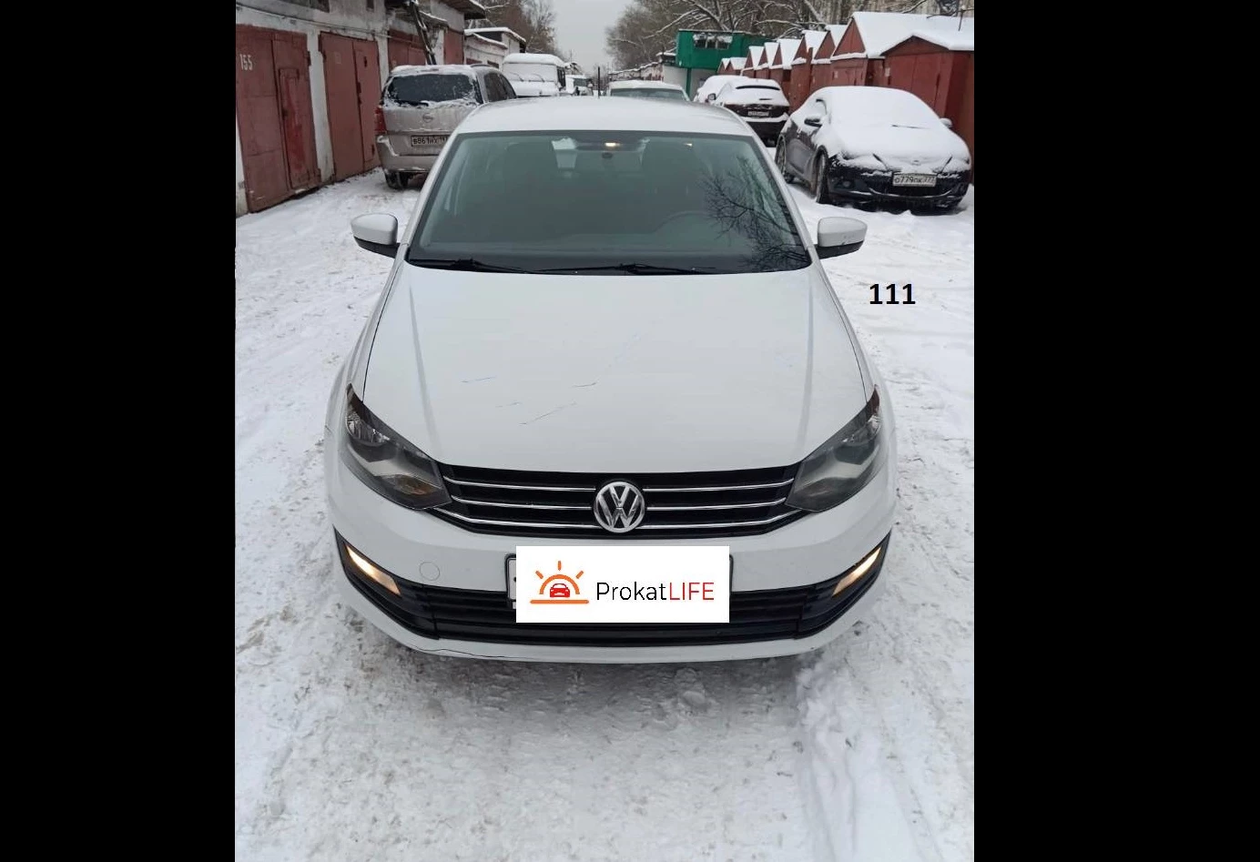 Аренда volkswagen polo эконом класса 2018 года в городе Москва Коптево от 2200 руб./сутки, передний привод, двигатель: бензин, объем 1.6 литров, ОСАГО (Мультидрайв), без водителя, недорого - RentRide