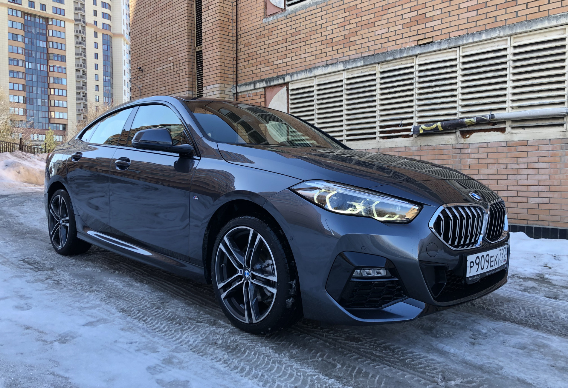 BMW 2 серии седан 2021