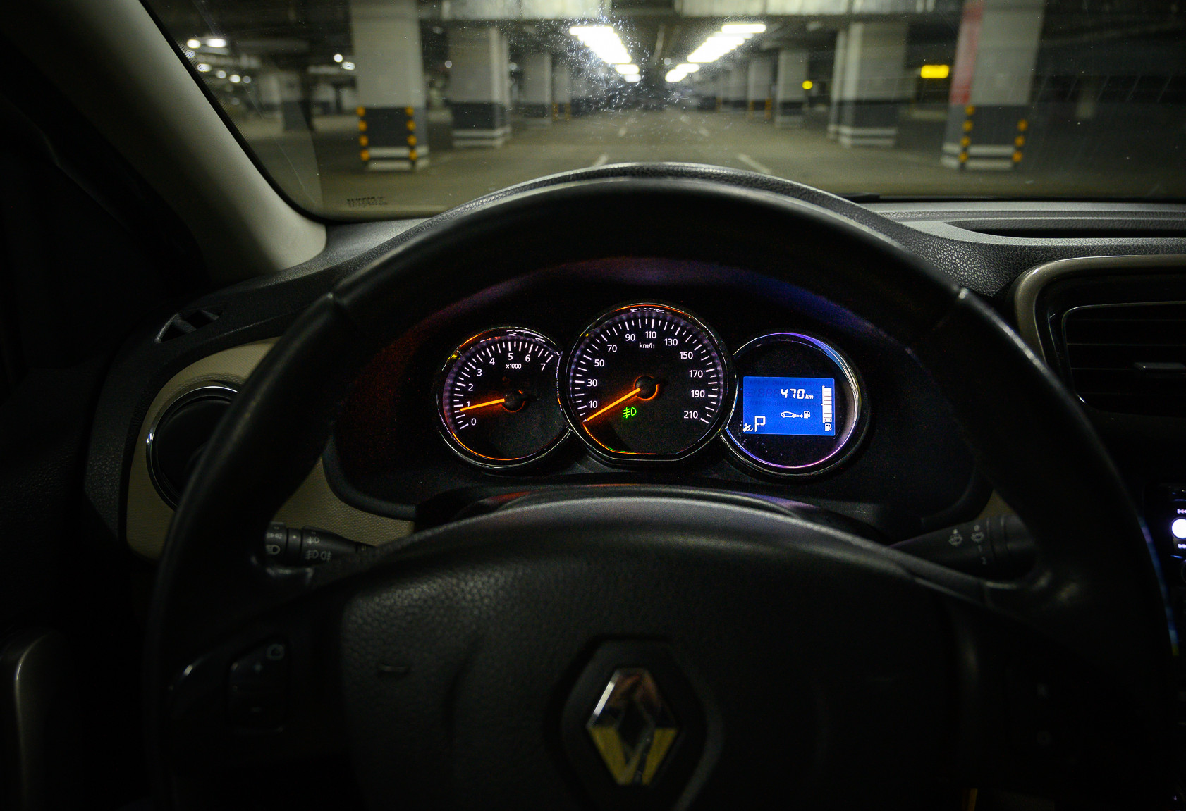 Renault Logan седан 2015
