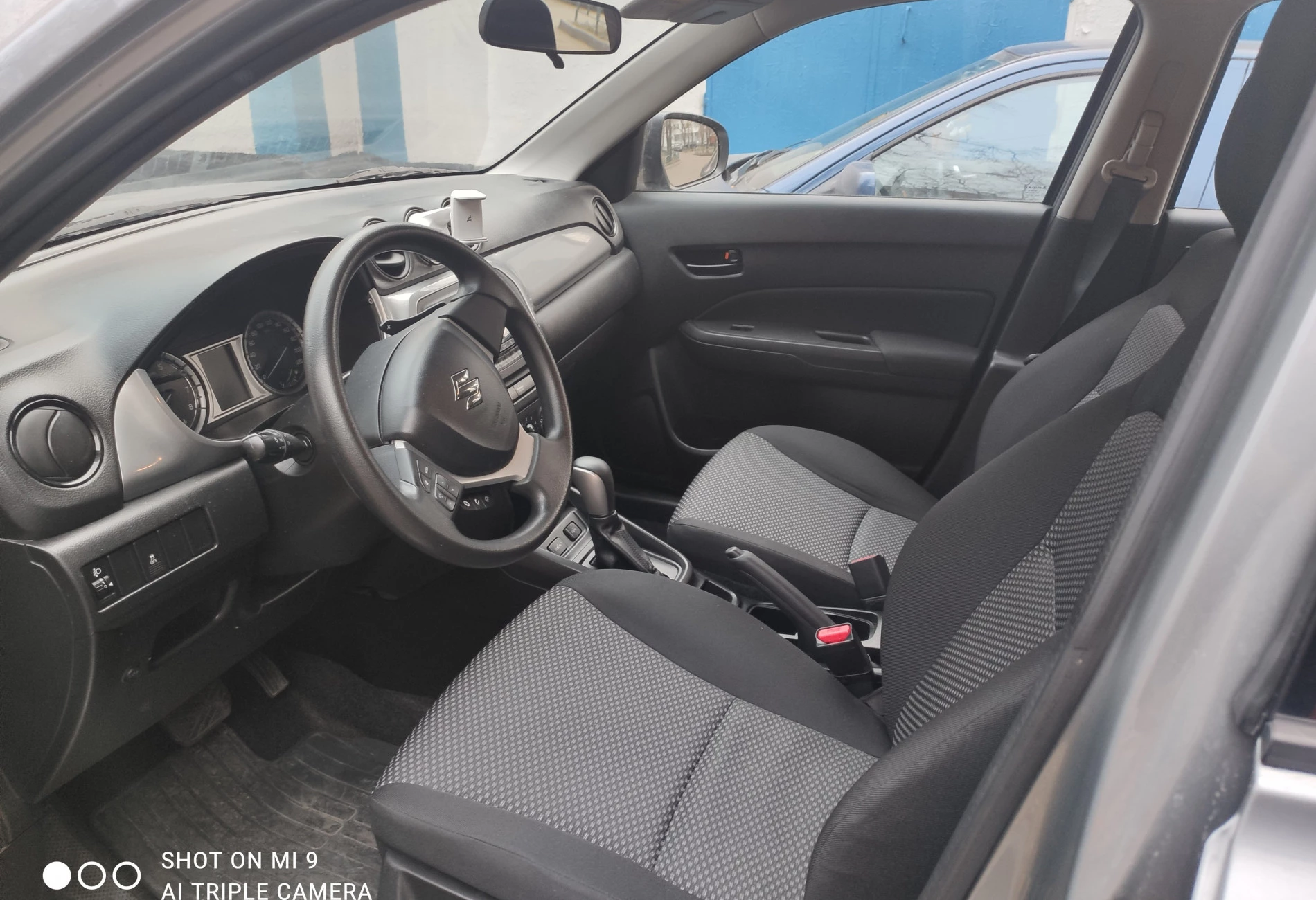 Аренда suzuki vitara эконом класса 2016 года в городе Москва Войковская от 2160 руб./сутки, передний привод, двигатель: бензин, объем 1.6 литров, каско (Мультидрайв), ОСАГО (Мультидрайв), без водителя, недорого, вид 7 - RentRide
