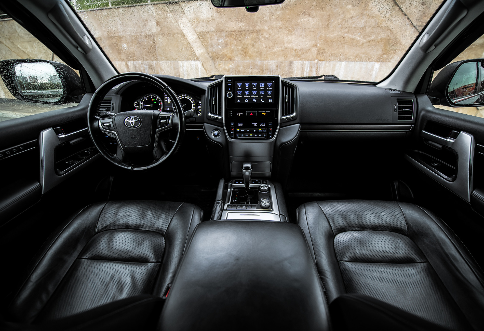Toyota Land Cruiser 200 внедорожник 2019