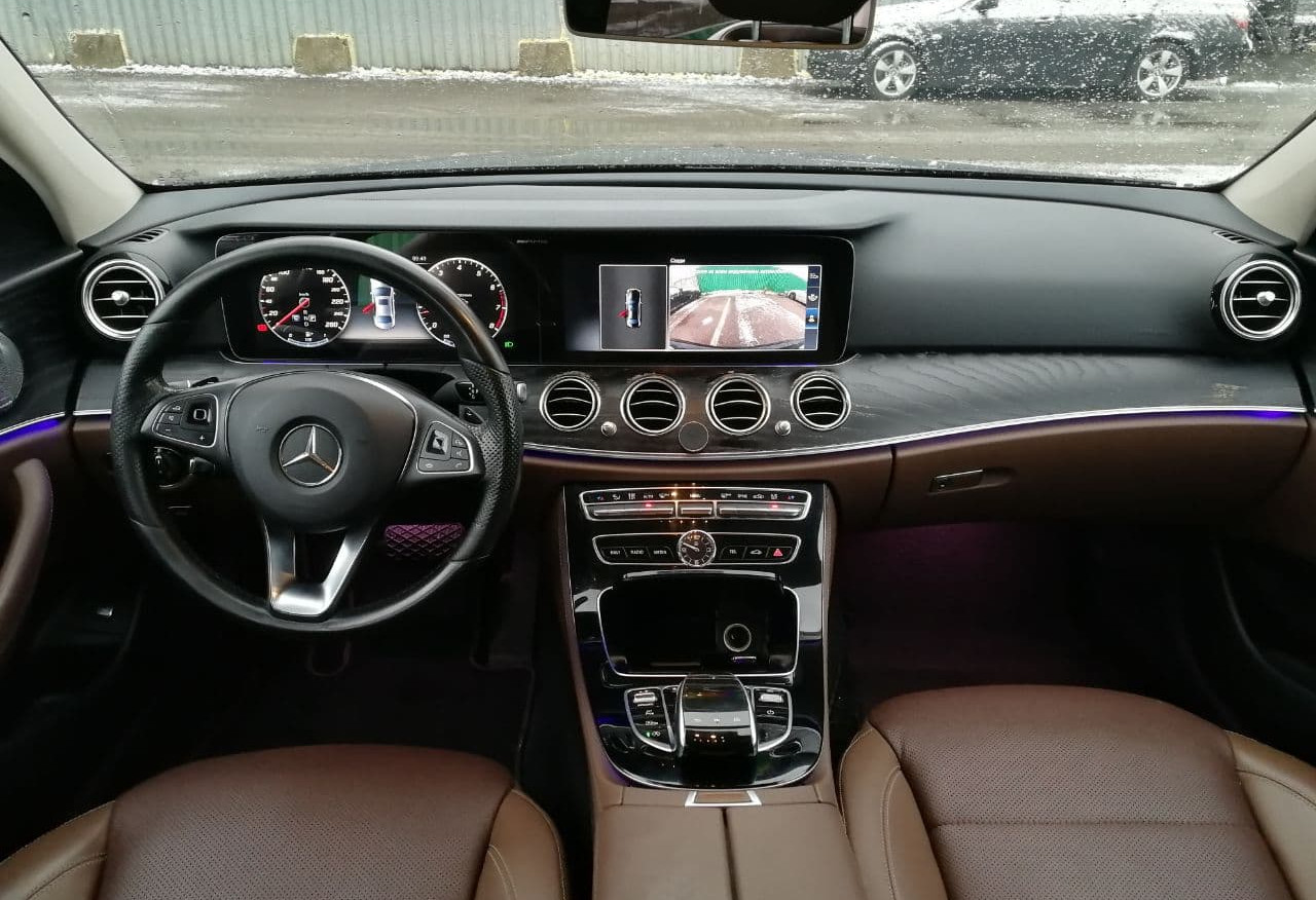 Mercedes-Benz E седан 2017