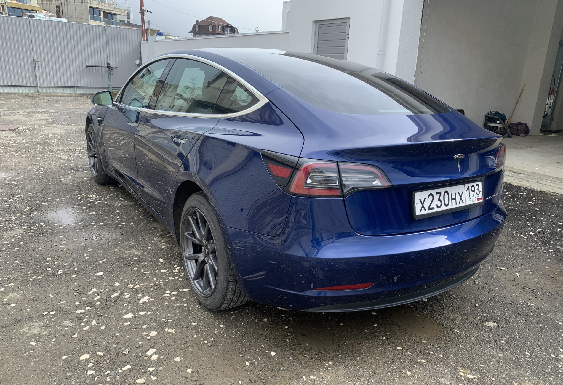 Tesla Model 3 хэтчбек 2019