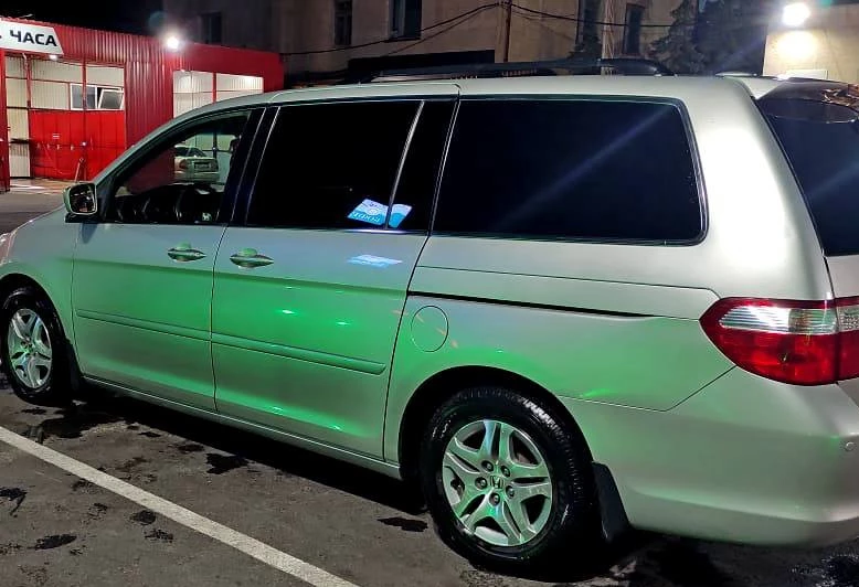 Аренда honda odyssey 2005 года в городе Москва от 8000 руб./сутки, передний привод, двигатель: бензин, без водителя, недорого, вид 2 - RentRide