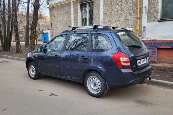 Прокат авто lada kalina 2014 года в городе Москва Шоссе Энтузиастов от 1600 руб./сутки, передний привод, двигатель: бензин, объем 1.6 литров, ОСАГО (Впишу в полис), без водителя, недорого - RentRide