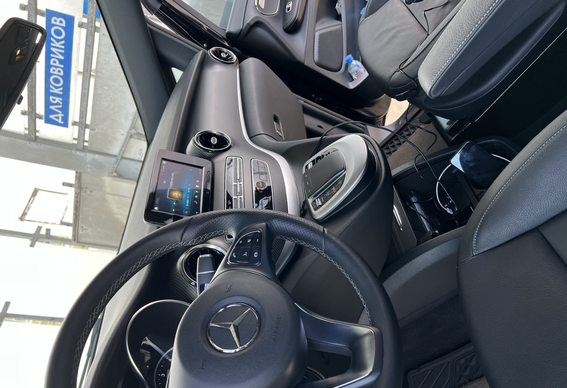 Mercedes-Benz V минивэн 2021
