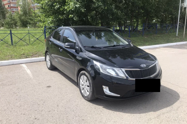 Прокат авто kia rio эконом класса 2012 года в городе Нижнекамск от 2000 руб./сутки, передний привод, двигатель: бензин, объем 1591 литр, ОСАГО (Мультидрайв), без водителя, недорого - RentRide