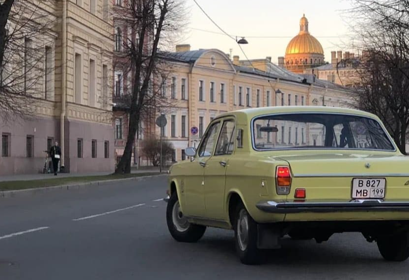 Аренда gaz 24 1977 года в городе Москва от 5592 руб./сутки, задний привод, двигатель: бензин, объем 2 литра, ОСАГО (Впишу в полис), без водителя, недорого, вид 2 - RentRide