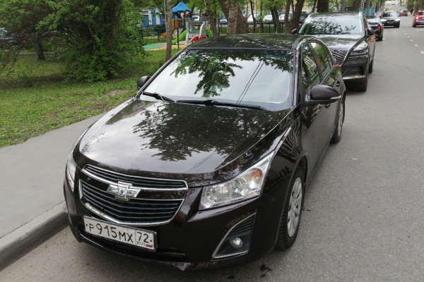 Прокат авто chevrolet cruze 2014 года в городе Москва Солнцево от 1690 руб./сутки, задний привод, двигатель: бензин, объем 1.6 литров, ОСАГО (Мультидрайв), без водителя, недорого - RentRide