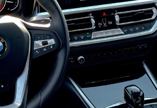 Аренда bmw 5-serii бизнес класса 2021 года в городе Москва от 6392 руб./сутки, задний привод, двигатель: дизель, объем 1995 литров, ОСАГО (Мультидрайв), без водителя, недорого, вид 4 - RentRide