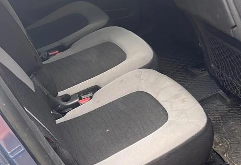 Аренда citroen c4-picasso эконом класса 2014 года в городе Москва Тверская от 2560 руб./сутки, передний привод, двигатель: дизель, объем 1.6 литров, ОСАГО (Мультидрайв), без водителя, недорого, вид 6 - RentRide
