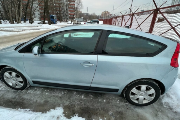 Прокат авто citroen c4 эконом класса 2008 года в городе Москва Ясенево от 1350 руб./сутки, передний привод, двигатель: бензин, объем 1.6 литров, ОСАГО (Впишу в полис), без водителя, недорого - RentRide