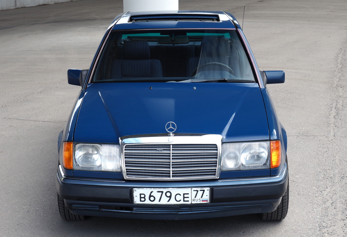 Аренда mercedes-benz w124 бизнес класса 1990 года в городе Москва от 5192 руб./сутки, задний привод, двигатель: бензин, объем 2 литра, ОСАГО (Впишу в полис), без водителя, недорого, вид 13 - RentRide