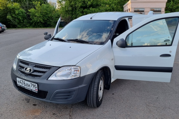 Прокат авто lada largus эконом класса 2020 года в городе Мытищи от 1600 руб./сутки, передний привод, двигатель: бензин, объем 87 литров, ОСАГО (Мультидрайв), без водителя, недорого - RentRide