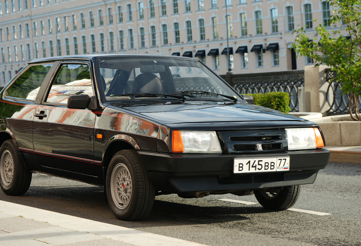 Аренда lada 2108 бизнес класса 1991 года в городе Москва от 5192 руб./сутки, передний привод, двигатель: бензин, объем 1.3 литра, ОСАГО (Впишу в полис), без водителя, недорого, вид 5 - RentRide