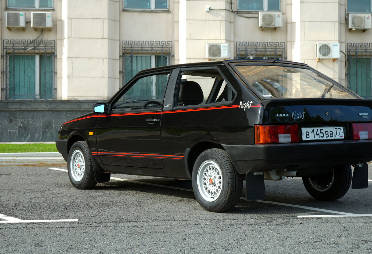 Аренда lada 2108 бизнес класса 1991 года в городе Москва от 5192 руб./сутки, передний привод, двигатель: бензин, объем 1.3 литра, ОСАГО (Впишу в полис), без водителя, недорого, вид 2 - RentRide