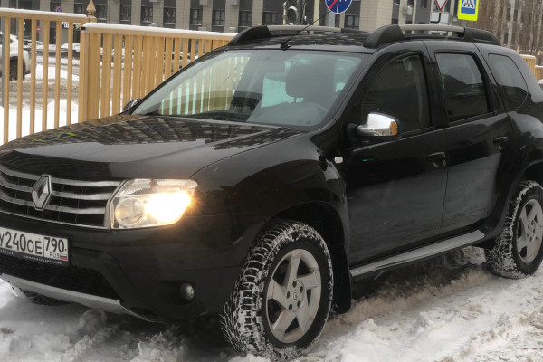 Прокат авто renault duster эконом класса 2013 года в городе Мытищи от 1760 руб./сутки, передний привод, двигатель: бензин, объем 2 литра, ОСАГО (Мультидрайв), без водителя, недорого - RentRide