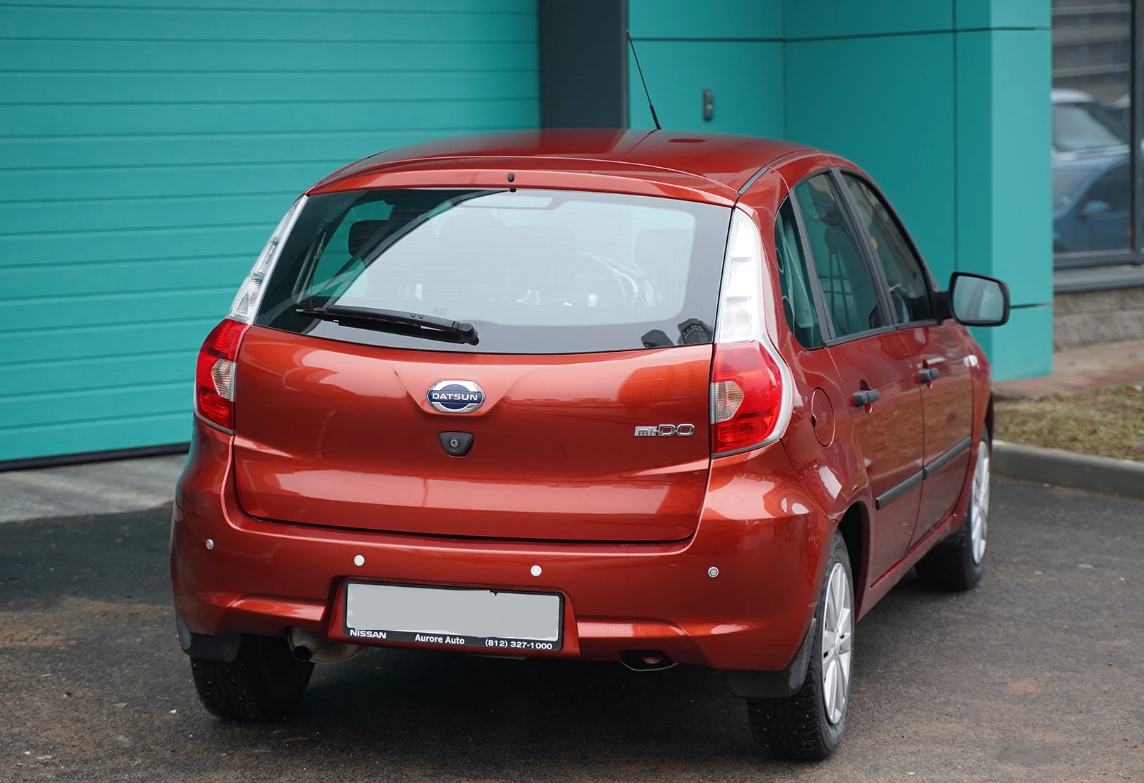 Аренда datsun mi-do эконом класса 2015 года в городе Москва Парнас от 1500 руб./сутки, передний привод, двигатель: бензин, объем 1.6 литров, ОСАГО (Мультидрайв), без водителя, недорого, вид 5 - RentRide