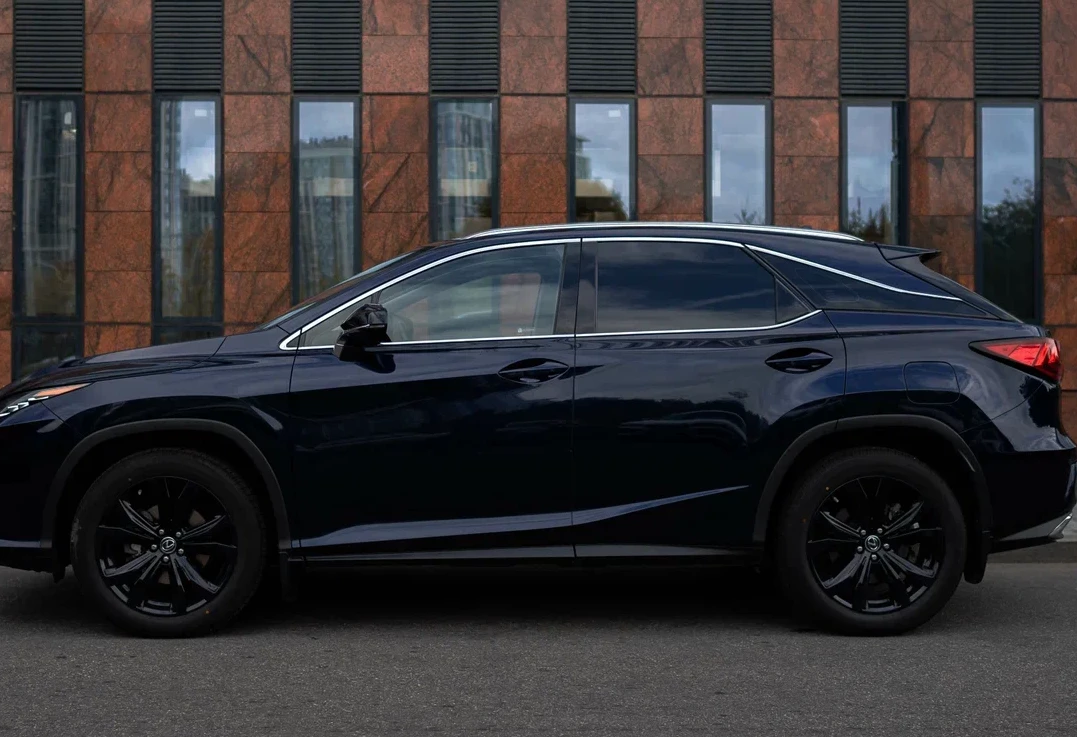 Аренда lexus rx 2018 года в городе Москва Владыкино от 8240 руб./сутки, полный привод, двигатель: бензин, объем 3.5 литров, каско (Впишу в полис), ОСАГО (Мультидрайв), без водителя, недорого, вид 2 - RentRide