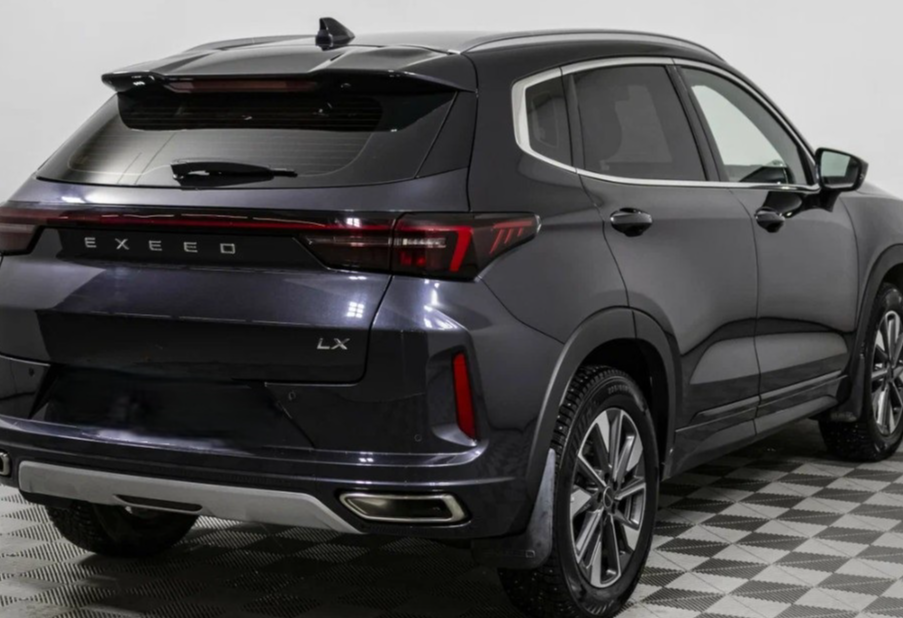 Аренда exeed lx стандарт класса 2023 года в городе Москва Щукинская от 4080 руб./сутки, передний привод, двигатель: бензин, объем 1.6 литров, каско (Мультидрайв), ОСАГО (Мультидрайв), без водителя, недорого, вид 5 - RentRide