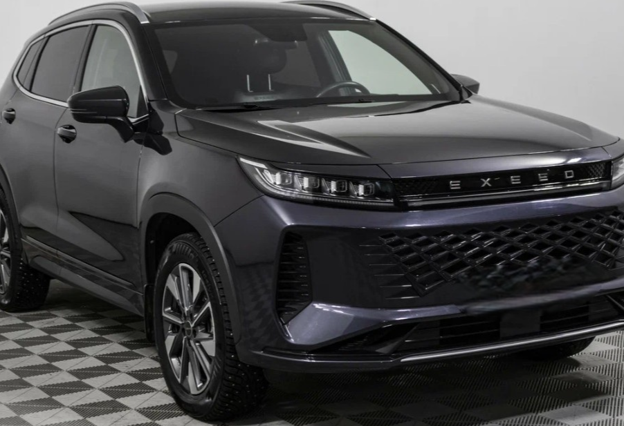 Аренда exeed lx стандарт класса 2023 года в городе Москва Щукинская от 4080 руб./сутки, передний привод, двигатель: бензин, объем 1.6 литров, каско (Мультидрайв), ОСАГО (Мультидрайв), без водителя, недорого, вид 3 - RentRide