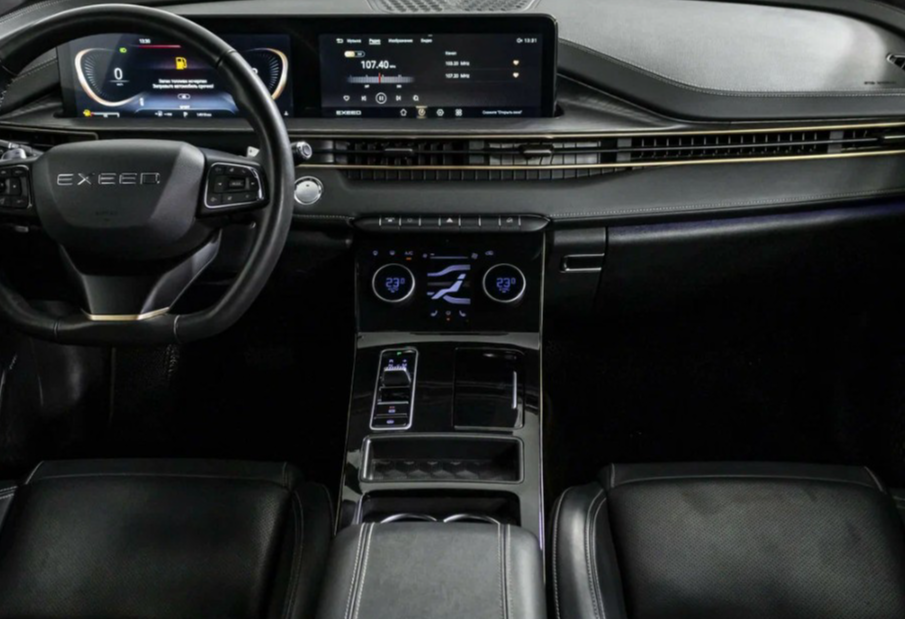 Аренда exeed lx стандарт класса 2023 года в городе Москва Щукинская от 4080 руб./сутки, передний привод, двигатель: бензин, объем 1.6 литров, каско (Мультидрайв), ОСАГО (Мультидрайв), без водителя, недорого, вид 11 - RentRide