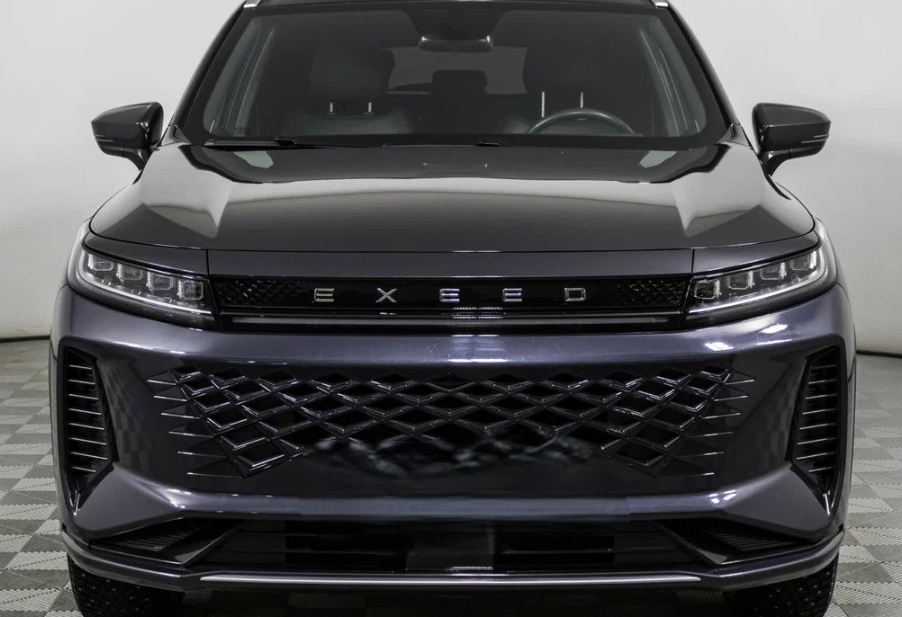 Аренда exeed lx стандарт класса 2023 года в городе Москва Щукинская от 4080 руб./сутки, передний привод, двигатель: бензин, объем 1.6 литров, каско (Мультидрайв), ОСАГО (Мультидрайв), без водителя, недорого, вид 2 - RentRide