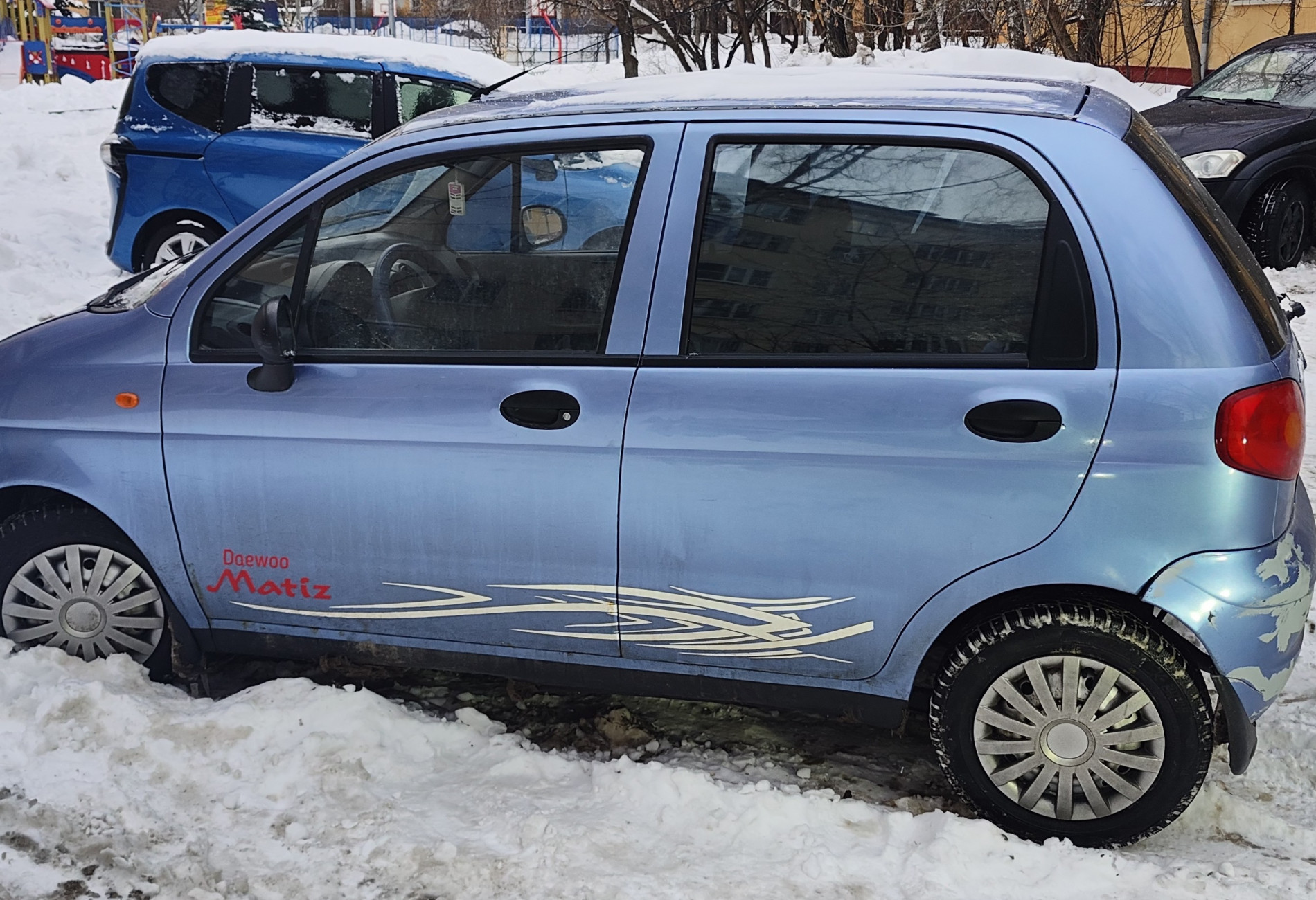 Аренда daewoo matiz эконом класса 2007 года в городе Москва от 1000 руб./сутки, передний привод, двигатель: бензин, объем 0.8 литров, ОСАГО (Впишу в полис), без водителя, недорого, вид 2 - RentRide