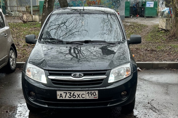 Прокат авто lada granta эконом класса 2014 года в городе Москва ВДНХ от 1600 руб./сутки, передний привод, двигатель: бензин, объем 1.6 литров, ОСАГО (Впишу в полис), без водителя, недорого - RentRide