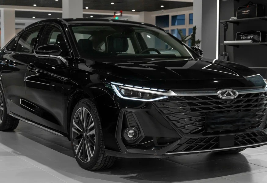 Аренда chery arrizo-8 стандарт класса 2023 года в городе Москва Щукинская от 3960 руб./сутки, полный привод, двигатель: бензин, объем 1.6 литров, каско (Мультидрайв), ОСАГО (Мультидрайв), без водителя, недорого - RentRide