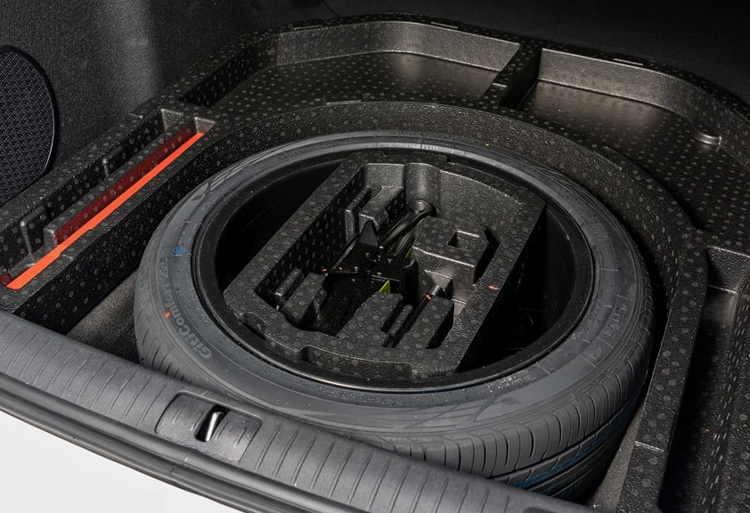 Аренда chery arrizo-8 стандарт класса 2023 года в городе Москва Щукинская от 3960 руб./сутки, полный привод, двигатель: бензин, объем 1.6 литров, каско (Мультидрайв), ОСАГО (Мультидрайв), без водителя, недорого, вид 21 - RentRide