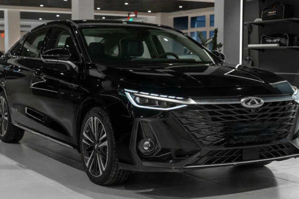 Прокат авто chery arrizo-8 стандарт класса 2023 года в городе Москва Щукинская от 3960 руб./сутки, полный привод, двигатель: бензин, объем 1.6 литров, каско (Мультидрайв), ОСАГО (Мультидрайв), без водителя, недорого - RentRide