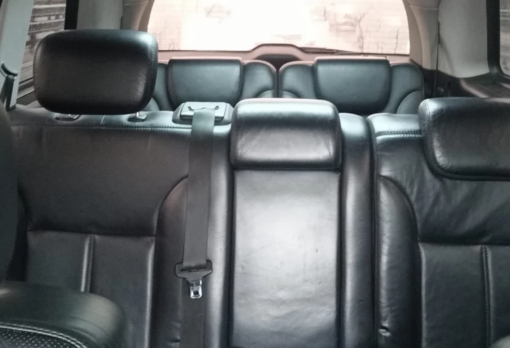 Аренда mercedes-benz gl-klass бизнес класса 2007 года в городе Москва Люблино от 7360 руб./сутки, полный привод, двигатель: бензин, объем 5 литров, ОСАГО (Мультидрайв), без водителя, недорого, вид 6 - RentRide