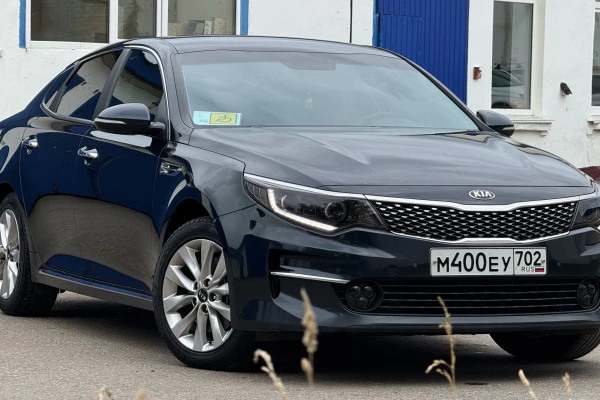 Прокат авто kia optima стандарт класса 2017 года в городе Уфа от 3000 руб./сутки, передний привод, двигатель: бензин, объем 2 литра, без водителя, недорого - RentRide