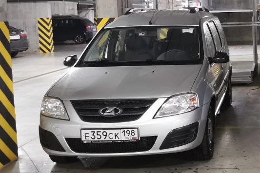 Прокат авто lada largus эконом класса 2020 года в городе Санкт-Петербург Василеостровская от 2000 руб./сутки, передний привод, двигатель: бензин, объем 1.6 литров, ОСАГО (Впишу в полис), без водителя, недорого - RentRide