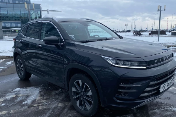 Прокат авто exeed lx стандарт класса 2023 года в городе Казань от 4490 руб./сутки, передний привод, двигатель: бензин, объем 1.5 литров, каско (Мультидрайв), ОСАГО (Мультидрайв), без водителя, недорого - RentRide