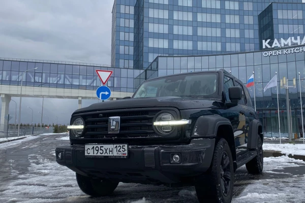 Прокат авто tank 300 бизнес класса 2023 года в городе Казань от 7050 руб./сутки, полный привод, двигатель: бензин, объем 2 литра, ОСАГО (Мультидрайв), без водителя, недорого - RentRide