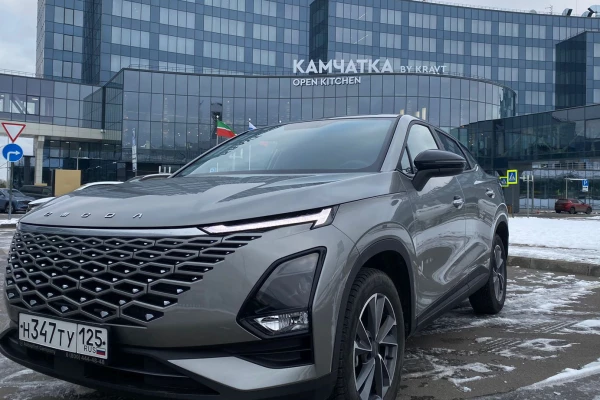 Прокат авто omoda c5 стандарт класса 2024 года в городе Казань от 3940 руб./сутки, передний привод, двигатель: бензин, объем 1.5 литров, ОСАГО (Мультидрайв), без водителя, недорого - RentRide