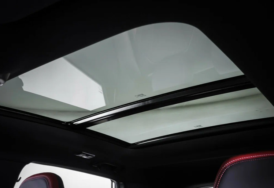 Аренда geely coolray стандарт класса 2024 года в городе Москва Щукинская от 3520 руб./сутки, передний привод, двигатель: бензин, объем 1.5 литров, каско (Мультидрайв), ОСАГО (Мультидрайв), без водителя, недорого, вид 11 - RentRide