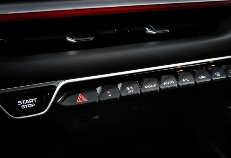 Аренда geely coolray стандарт класса 2024 года в городе Москва Щукинская от 3520 руб./сутки, передний привод, двигатель: бензин, объем 1.5 литров, каско (Мультидрайв), ОСАГО (Мультидрайв), без водителя, недорого, вид 12 - RentRide