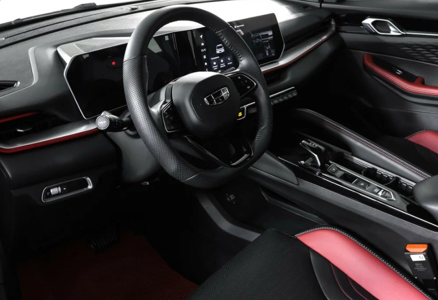 Аренда geely coolray стандарт класса 2024 года в городе Москва Щукинская от 3520 руб./сутки, передний привод, двигатель: бензин, объем 1.5 литров, каско (Мультидрайв), ОСАГО (Мультидрайв), без водителя, недорого, вид 9 - RentRide