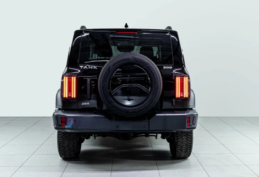 Аренда tank 300 бизнес класса 2024 года в городе Москва Щукинская от 6320 руб./сутки, полный привод, двигатель: бензин, объем 2 литра, каско (Мультидрайв), ОСАГО (Мультидрайв), без водителя, недорого, вид 5 - RentRide