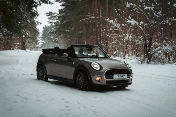 Прокат авто mini coupe бизнес класса 2018 года в городе Калининград от 7200 руб./сутки, передний привод, двигатель: бензин, объем 1.5 литров, ОСАГО (Мультидрайв), без водителя, недорого - RentRide