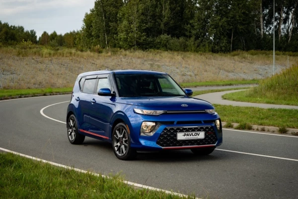 Прокат авто kia soul стандарт класса 2019 года в городе Калининград от 3840 руб./сутки, передний привод, двигатель: бензин, объем 2 литра, ОСАГО (Мультидрайв), без водителя, недорого - RentRide
