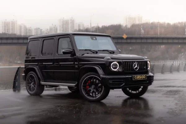Прокат авто mercedes-benz g-63-amg премиум класса 2022 года в городе Москва Крылатское от 44000 руб./сутки, полный привод, двигатель: бензин, объем 4 литра, ОСАГО (Мультидрайв), без водителя, недорого - RentRide