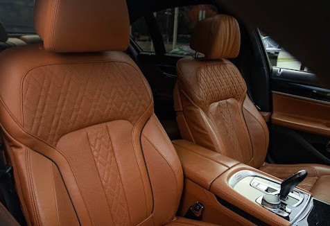 Аренда bmw 7-serii 2017 года в городе Москва от 12800 руб./сутки, полный привод, двигатель: дизель, объем 3 литра, ОСАГО (Мультидрайв), без водителя, недорого, вид 8 - RentRide