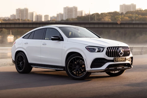 Прокат авто mercedes-benz gle-amg премиум класса 2022 года в городе Москва Крылатское от 25200 руб./сутки, полный привод, двигатель: бензин, объем 3 литра, ОСАГО (Мультидрайв), без водителя, недорого - RentRide